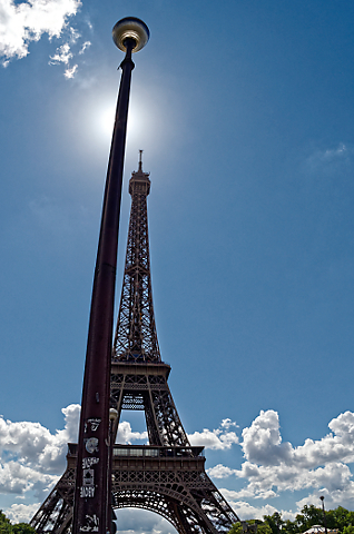 Turnul Eiffel altfel Turnul Eiffel altfel